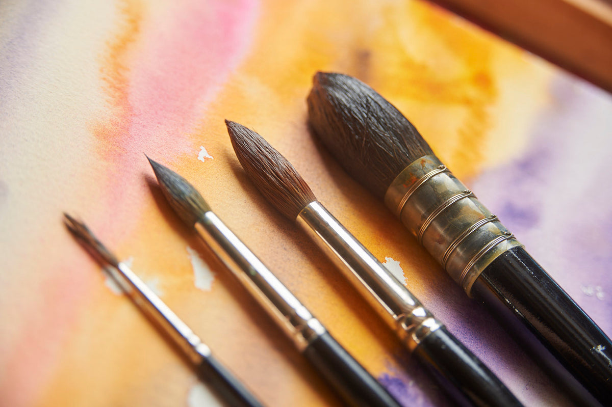 Buying watercolor brushes. How to buy watercolour brushes.